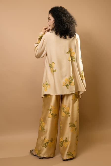 Shop_Krishna Mehta_Beige Chanderi, Modal Embroidery Collared Rosettes Block-printed Pant Set _at_Aza_Fashions