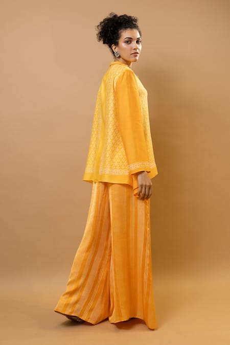 Shop_Krishna Mehta_Yellow Chanderi, Modal Collared Ombre Block-printed Asymmetric Shirt And Pants _at_Aza_Fashions