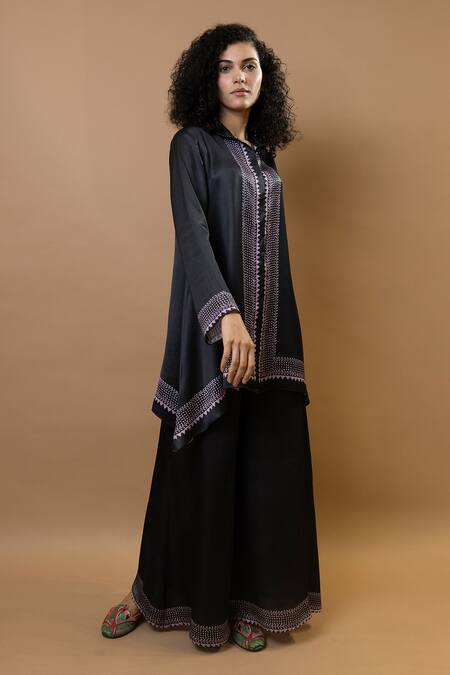 Shop_Krishna Mehta_Black Modal Collared Asymmetric Block-printed Shirt _Online_at_Aza_Fashions