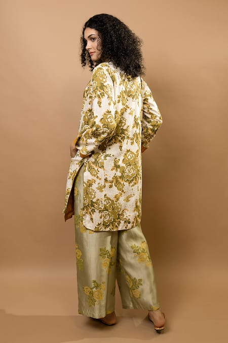 Shop_Krishna Mehta_Cream Cotton Satin, Modal Embroidery Open Neck, Reversible Block-printed Jacket _at_Aza_Fashions