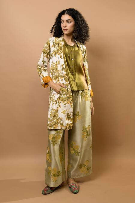 Krishna Mehta_Cream Cotton Satin, Modal Embroidery Open Neck, Reversible Block-printed Jacket _Online_at_Aza_Fashions