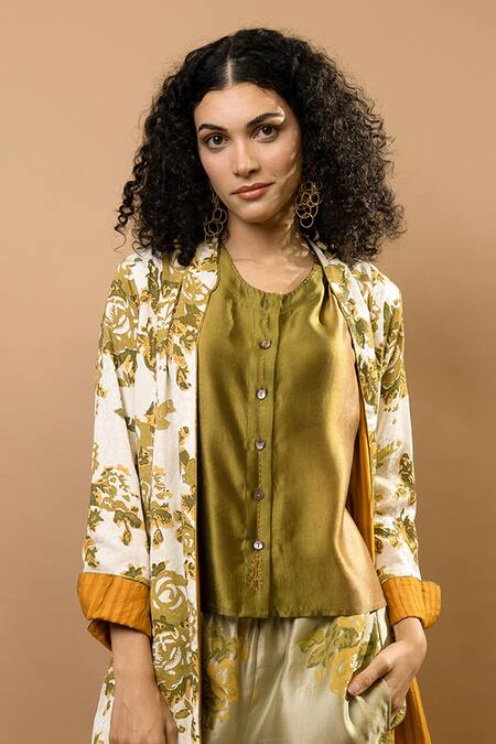 Buy_Krishna Mehta_Cream Cotton Satin, Modal Embroidery Open Neck, Reversible Block-printed Jacket _Online_at_Aza_Fashions