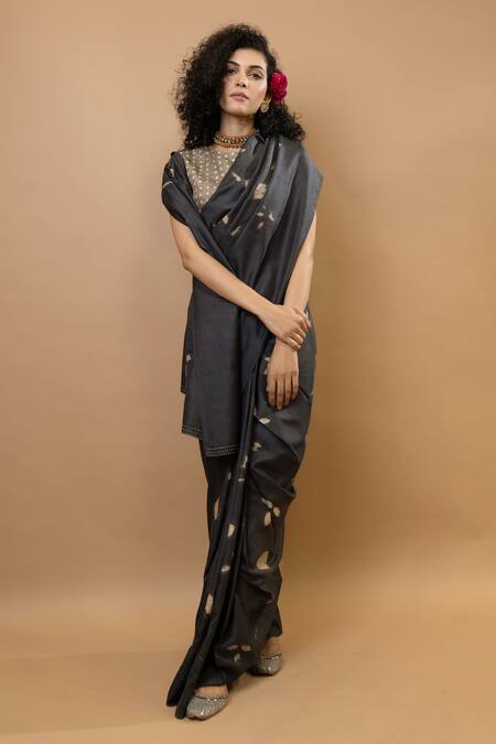 Buy_Krishna Mehta_Black Silk Embroidery Round Neck Neelkanth Leaves Printed Saree Set _Online_at_Aza_Fashions