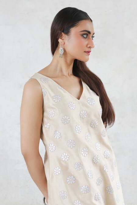 Buy_Saksham & Neharicka_Beige Embroidery V-neck Handcrafted Floral Top _Online_at_Aza_Fashions