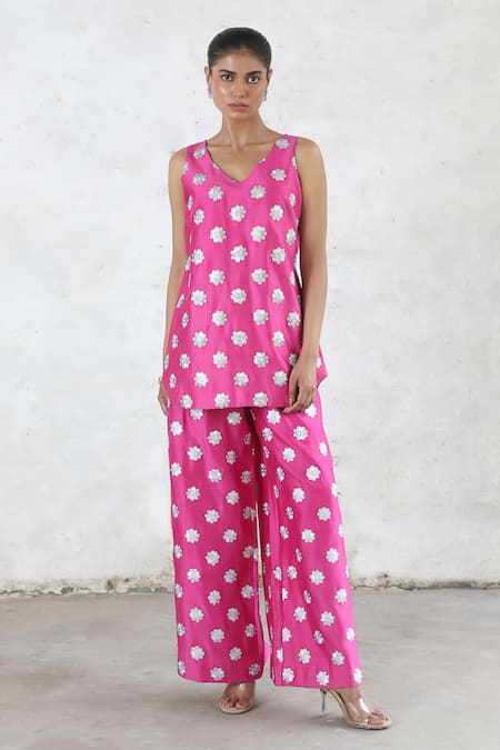 Buy Saksham & Neharicka Pink Cotton, Silk Embroidery V-neck Hand Tunic Online at Aza Fashions Buy_Saksham & Neharicka_Pink Cotton, Silk Embroidery V-neck Hand Tunic _Online_at_Aza_Fashions