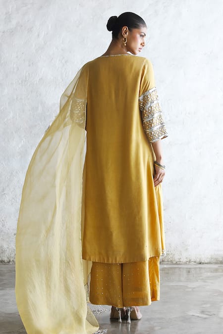 Saksham & Neharicka Yellow Silk Organza Embroidery, Sequins, Tassels Round Neck A-line Kurta Set Online at Aza Fashions Saksham & Neharicka_Yellow Silk Organza Embroidery, Sequins, Tassels Round Neck A-line Kurta Set _Online_at_Aza_Fashions