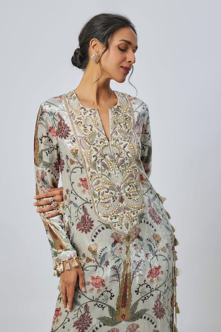 Payal Singhal_Off White Velvet Embroidery Split V-neck Yoke Kaftan _Online_at_Aza_Fashions