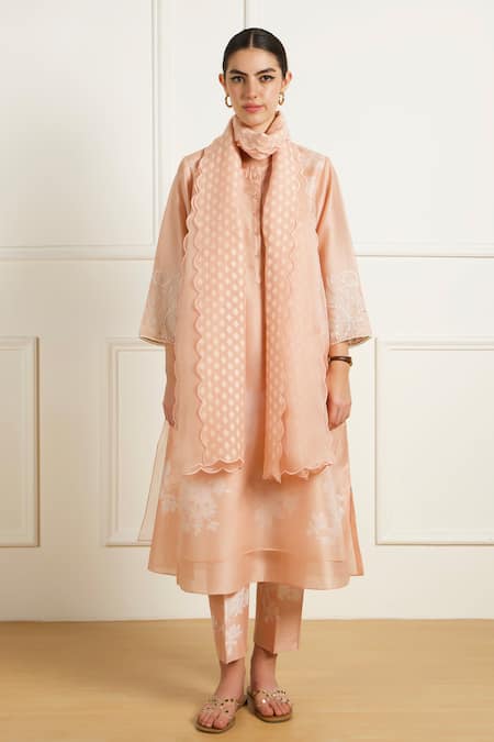 Arcvsh By Pallavi Singh Rose Gold Silk, Brocade Embroidery Collared Double Layer Kurta Set at Aza Fashions Arcvsh By Pallavi Singh_Rose Gold Silk, Brocade Embroidery Collared Double Layer Kurta Set _at_Aza_Fashions