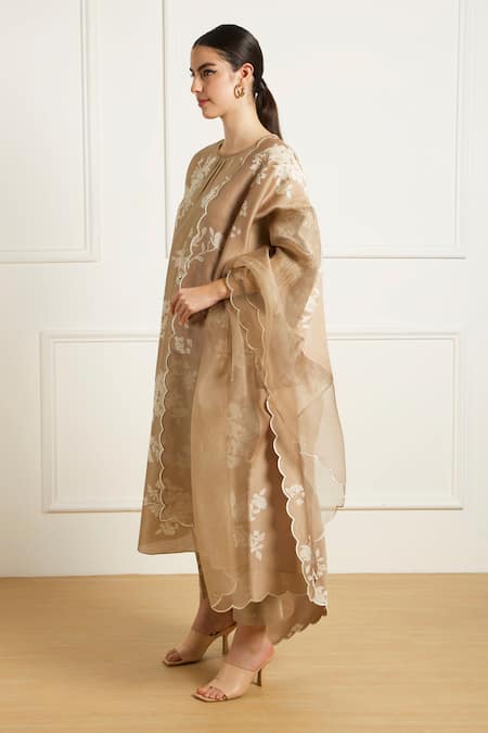 Buy_Arcvsh By Pallavi Singh_Beige Silk, Chanderi, Organza Embroidery Round Neck Discharge Print Kurta Set _Online_at_Aza_Fashions