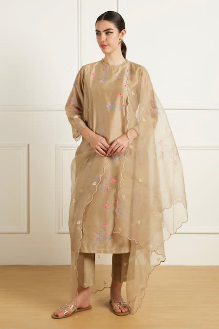 Arcvsh By Pallavi Singh_Beige Silk, Chanderi Embroidery Round Neck Front Pleats Tunic And Pants Set _Online_at_Aza_Fashions