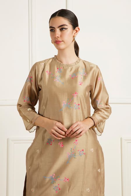 Arcvsh By Pallavi Singh_Beige Silk, Chanderi Embroidery Round Neck Front Pleats Tunic And Pants Set _at_Aza_Fashions