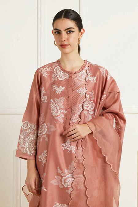 Buy_Arcvsh By Pallavi Singh_Peach Silk, Chanderi Embroidery Round Neck Almond Discharge Print Kurta Set _Online_at_Aza_Fashions