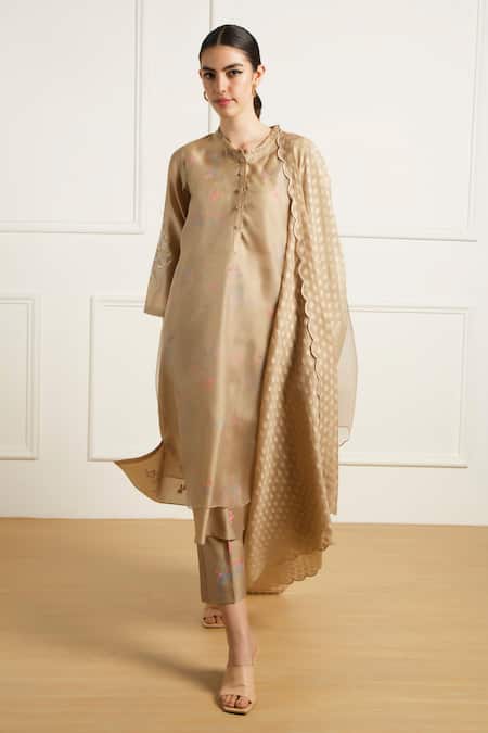 Buy Arcvsh By Pallavi Singh Beige Silk, Chanderi Embroidery Round Neck Dori Kurta Set Online at Aza Fashions Buy_Arcvsh By Pallavi Singh_Beige Silk, Chanderi Embroidery Round Neck Dori Kurta Set _Online_at_Aza_Fashions