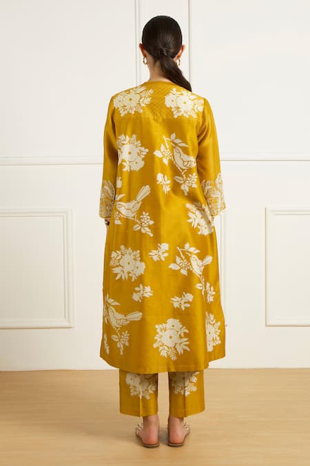 Shop Arcvsh By Pallavi Singh Yellow Silk, Chanderi Embroidery Round Neck Ochre Discharge Print Kurta Set at Aza Fashions Shop_Arcvsh By Pallavi Singh_Yellow Silk, Chanderi Embroidery Round Neck Ochre Discharge Print Kurta Set _at_Aza_Fashions
