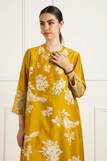 Shop Arcvsh By Pallavi Singh Yellow Silk, Chanderi Embroidery Round Neck Ochre Discharge Print Kurta Set Online at Aza Fashions Shop_Arcvsh By Pallavi Singh_Yellow Silk, Chanderi Embroidery Round Neck Ochre Discharge Print Kurta Set _Online_at_Aza_Fashions
