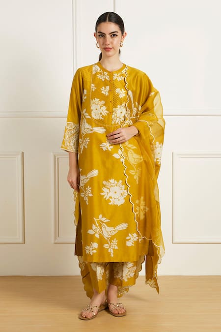 Buy_Arcvsh By Pallavi Singh_Yellow Silk, Organza Embroidery Round Neck Ochre Dori Kurta Set _Online_at_Aza_Fashions