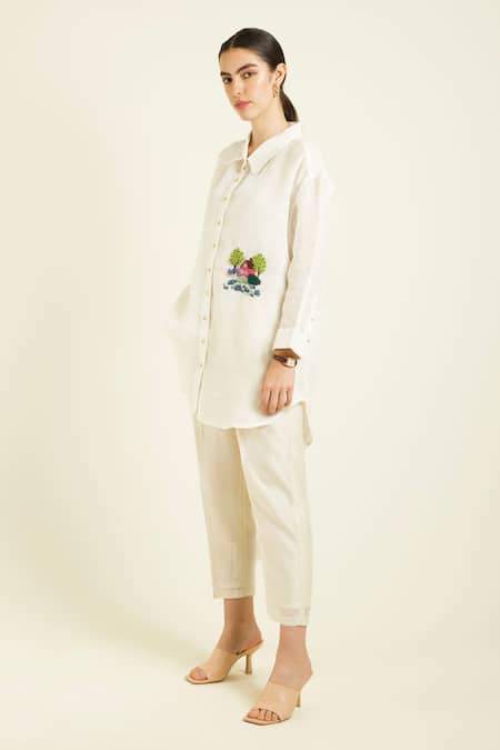 Arcvsh By Pallavi Singh_Ivory Linen, Silk Embroidery Collared Shirt And Pant Set _Online_at_Aza_Fashions