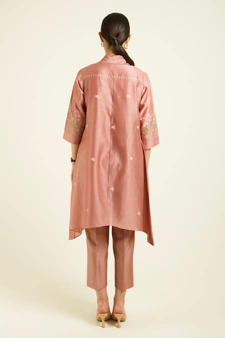 Shop Arcvsh By Pallavi Singh Peach Silk, Chanderi Embroidery Collared Pant Set at Aza Fashions Shop_Arcvsh By Pallavi Singh_Peach Silk, Chanderi Embroidery Collared Pant Set _at_Aza_Fashions