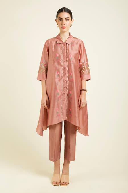 Shop Arcvsh By Pallavi Singh Peach Silk, Chanderi Embroidery Collared Pant Set Online at Aza Fashions Shop_Arcvsh By Pallavi Singh_Peach Silk, Chanderi Embroidery Collared Pant Set _Online_at_Aza_Fashions