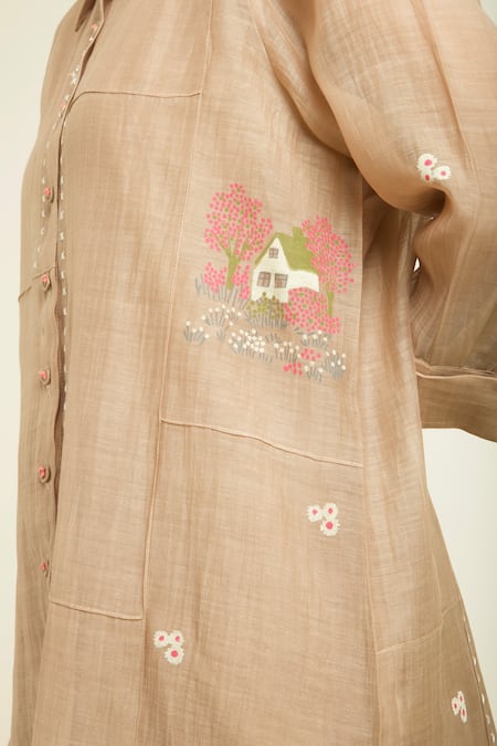 Shop Arcvsh By Pallavi Singh Beige Chanderi, Silk Embroidery Collared Discharge Printed Shirt And Pant Set Shop_Arcvsh By Pallavi Singh_Beige Chanderi, Silk Embroidery Collared Discharge Printed Shirt And Pant Set