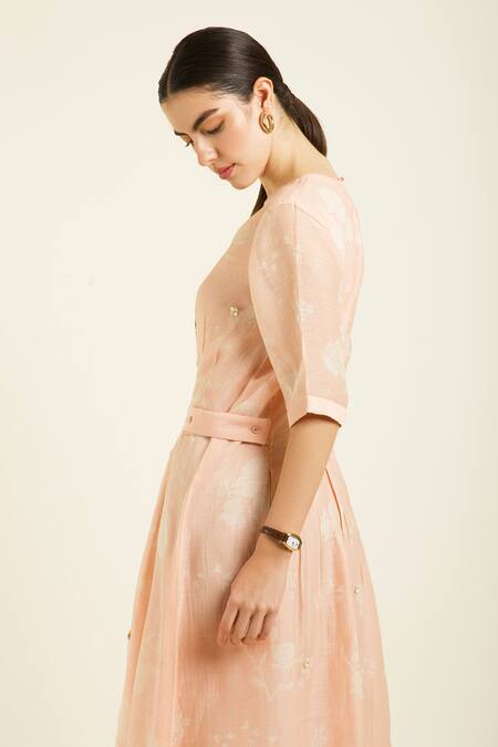 Arcvsh By Pallavi Singh Rose Gold Chanderi Embroidery Round Neck Pleated Midi Dress With at Aza Fashions Arcvsh By Pallavi Singh_Rose Gold Chanderi Embroidery Round Neck Pleated Midi Dress With _at_Aza_Fashions