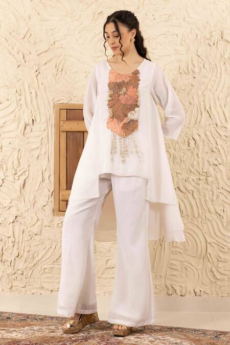 Shop Ajiesh Oberoi Ivory Georgette, Muslin Crystals Round Neck Applique Yoke Work Kurta Set Online at Aza Fashions Shop_Ajiesh Oberoi_Ivory Georgette, Muslin Crystals Round Neck Applique Yoke Work Kurta Set _Online_at_Aza_Fashions