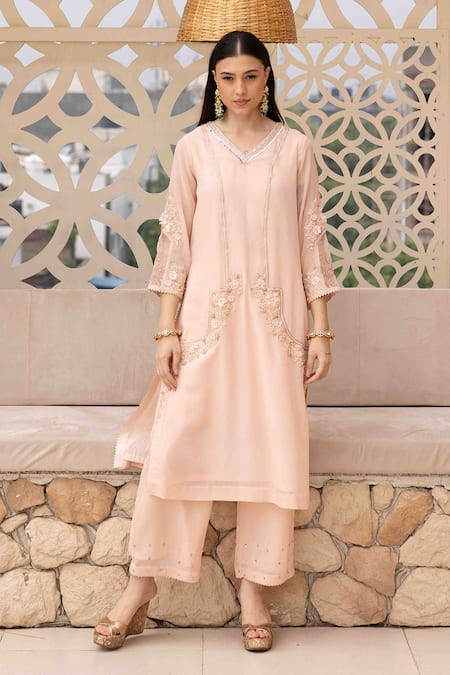 Ajiesh Oberoi Peach Georgette, Muslin Embroidery V-neck Dori Kurta Set at Aza Fashions Ajiesh Oberoi_Peach Georgette, Muslin Embroidery V-neck Dori Kurta Set _at_Aza_Fashions
