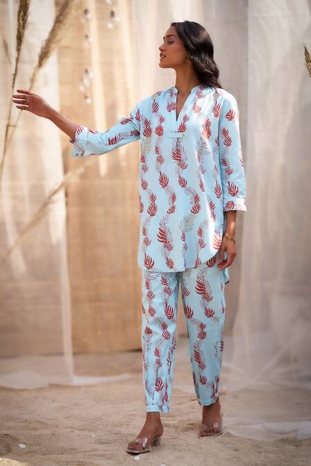 Buy Charkhee Blue Cotton Satin Zari Split V-neck Leaf Printed Kurta Set Online at Aza Fashions Buy_Charkhee_Blue Cotton Satin Zari Split V-neck Leaf Printed Kurta Set _Online_at_Aza_Fashions