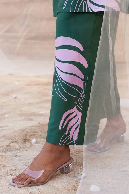 Charkhee Green Cotton Satin Open Neck Bold Leaf-print Co-ord Set at Aza Fashions Charkhee_Green Cotton Satin Open Neck Bold Leaf-print Co-ord Set _at_Aza_Fashions