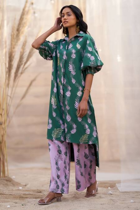 Buy_Charkhee_Green Cotton Satin Zari Collared Leaf Print Kurta And Pant Set _Online_at_Aza_Fashions