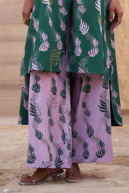 Shop_Charkhee_Green Cotton Satin Zari Collared Leaf Print Kurta And Pant Set 