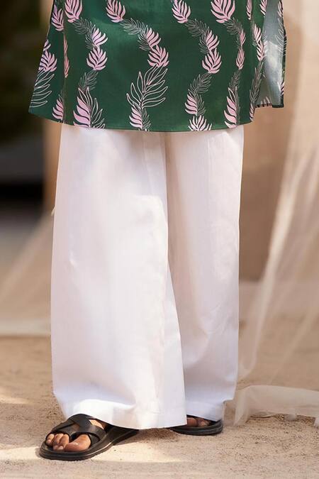 Charkhee Green Cotton Satin, Poplin Printed Kurta Set Online at Aza Fashions Charkhee_Green Cotton Satin, Poplin Printed Kurta Set _Online_at_Aza_Fashions