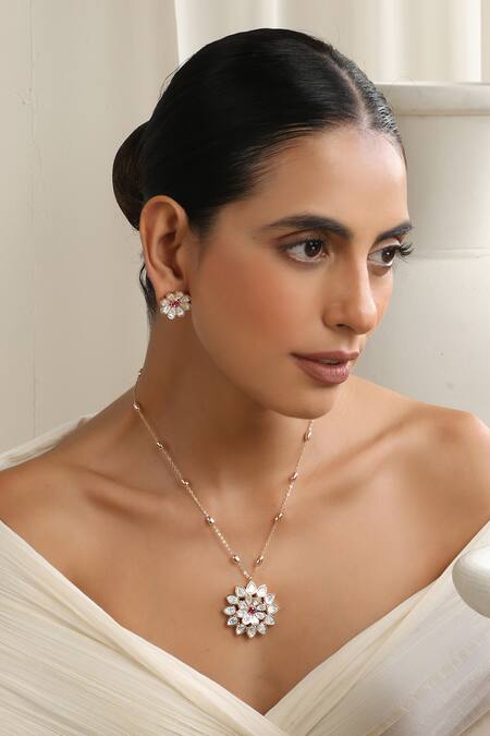 Buy Swabhimann Red Stones Rose Gold Polki Pendant Set Online at Aza Fashions Buy_Swabhimann_Red Stones Rose Gold Polki Pendant Set_Online_at_Aza_Fashions