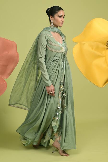 Rishi and Vibhuti_Green Chanderi, Organza, Muslin V-neck Matcha Dew Anarkali Set _Online_at_Aza_Fashions