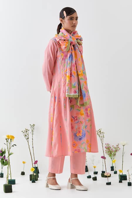 Shop_Chrkha_Peach Cotton, Linen Round Neck Floral Printed Kurta Set _Online_at_Aza_Fashions