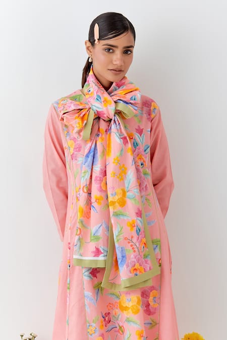 Chrkha_Peach Cotton, Linen Round Neck Floral Printed Kurta Set _at_Aza_Fashions