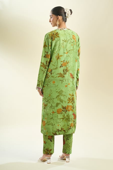 Shop_Anamika Khanna_Green Embroidery Round Neck Botanical Print Kurta Set _at_Aza_Fashions