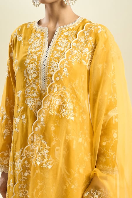 Anushree Reddy_Yellow Embroidery Aari Kurta Sharara Set _at_Aza_Fashions