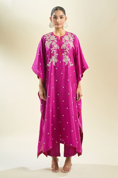 Anushree Reddy_Magenta Embroidery Open Neck Floral Kaftan And Pant Set _Online_at_Aza_Fashions