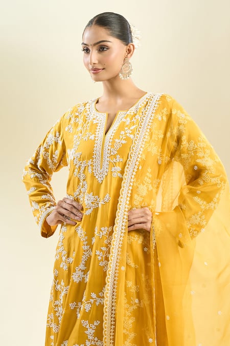 Buy Anushree Reddy Yellow Pearls Open Neck Floral Embroidered Kurta Set Buy_Anushree Reddy_Yellow Pearls Open Neck Floral Embroidered Kurta Set
