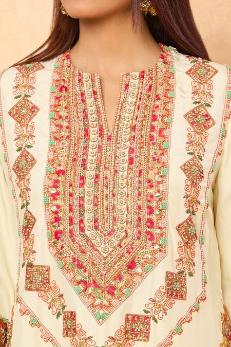 Buy_Debyani + CO_Ivory Gota Patti, Embroidery Open Neck Geometric Kurta Set 