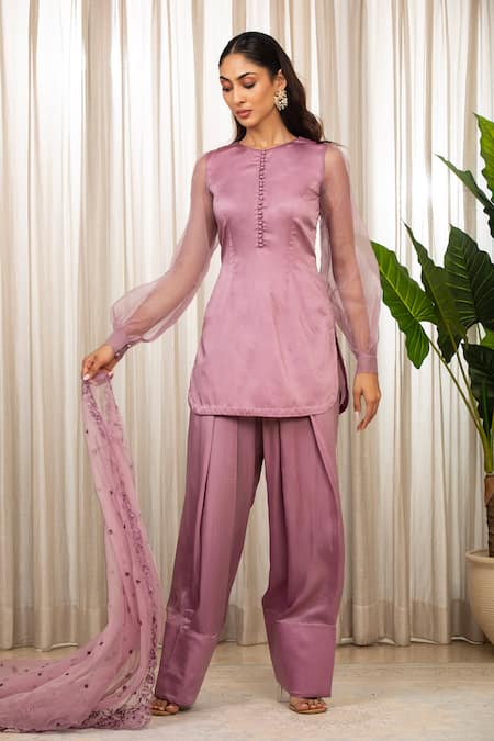 Esha Koul_Lavender Embroidery Round Neck Satin Kurta Set With Organza _at_Aza_Fashions