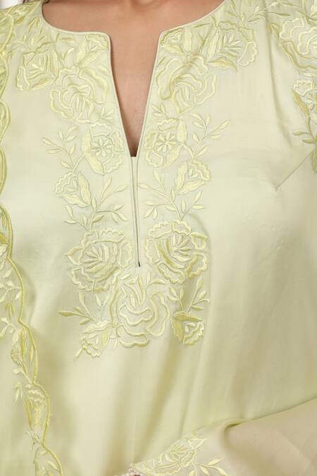 Shop_Esha Koul_Yellow Brocade, Organza, Crepe Tassels Split V-neck Butter Cutwork Kurta Set 