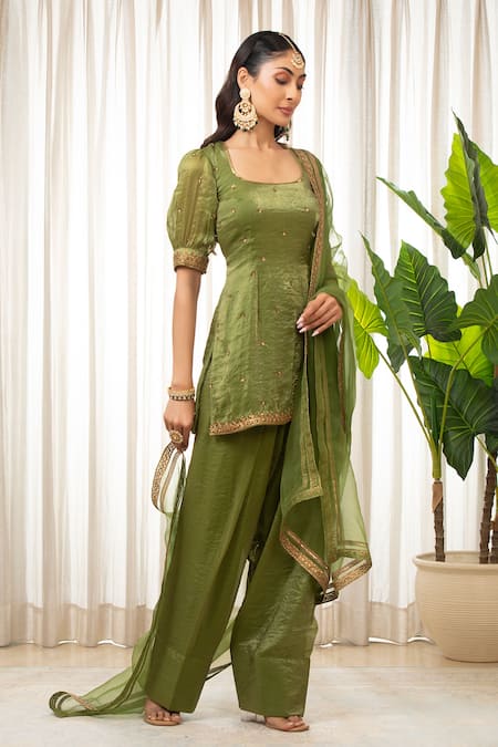 Buy Esha Koul Green Organza, Chanderi Sequins, Embroidery Embellished Puff Sleeve Kurta Set Online at Aza Fashions Buy_Esha Koul_Green Organza, Chanderi Sequins, Embroidery Embellished Puff Sleeve Kurta Set _Online_at_Aza_Fashions