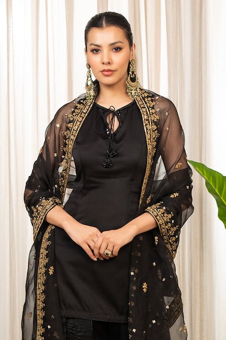 Buy_Esha Koul_Black Chanderi, Satin, Organza Sequins Open Neck Embellished Kurta Set _Online_at_Aza_Fashions