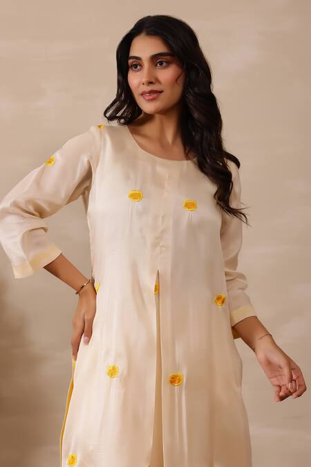 Buy_Masoomm_Off White Silk, Cotton Embroidery Round Neck Antique Floral Tunic Set 