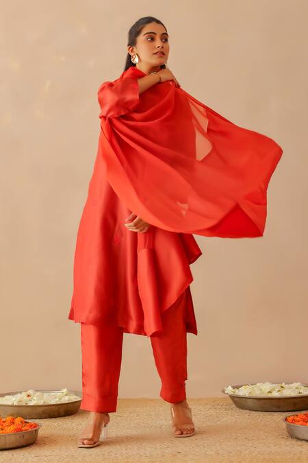 Buy_Masoomm_Red Silk, Cotton, Organza Embroidery V-neck Self Kurta Set _Online_at_Aza_Fashions