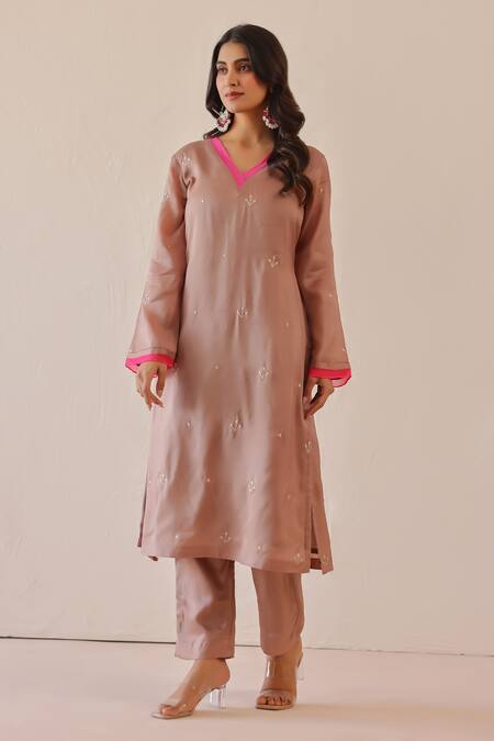 Shop_Masoomm_Mauve Silk, Cotton, Organza Embroidery, Lace V-neck Kurta Set _Online_at_Aza_Fashions