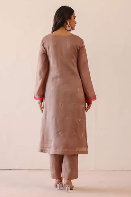 Masoomm Embroidered Mauve Kurta Set 