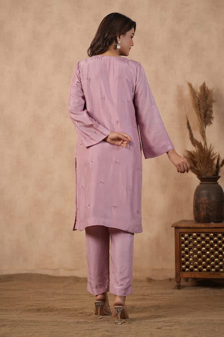 Masoomm Lilac Monochromatic Embroidered Kurta Set 